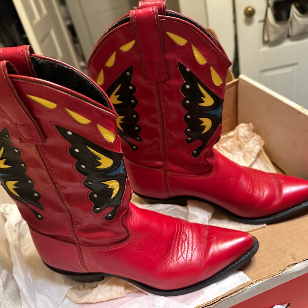Red butterfly Capezio cowboy boots women